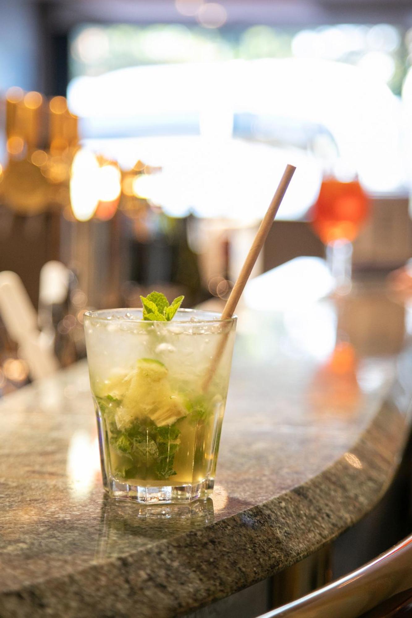 Logis, Hotel Au Chene Vert Plérin エクステリア 写真
